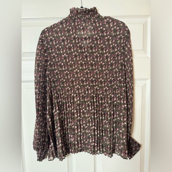 CAbi Knife Pleat Blouse – Romantic High Neck | Size M - Picture 6 of 11